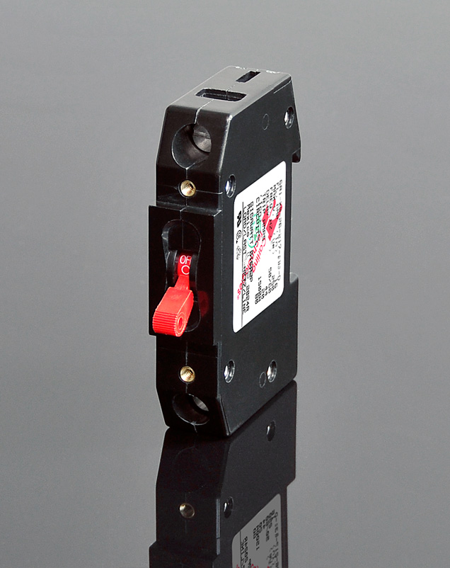 GigaWatt circuit breaker G-16A