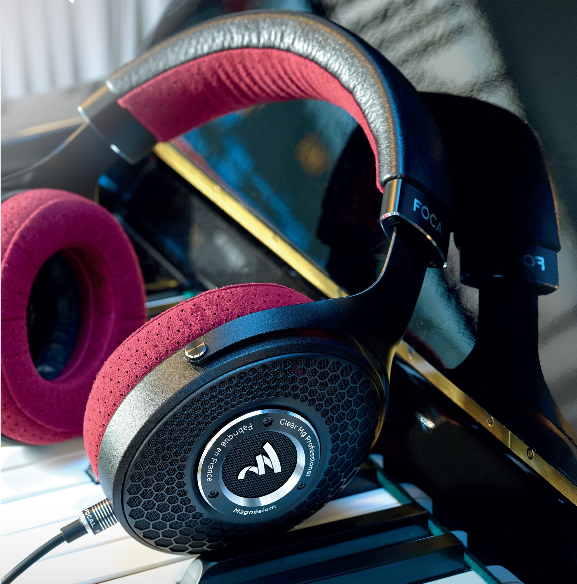 Focal Clear MG Professional