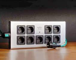 ISOTEK V-5 Corvus + Initium 1,5m Power Cable C13