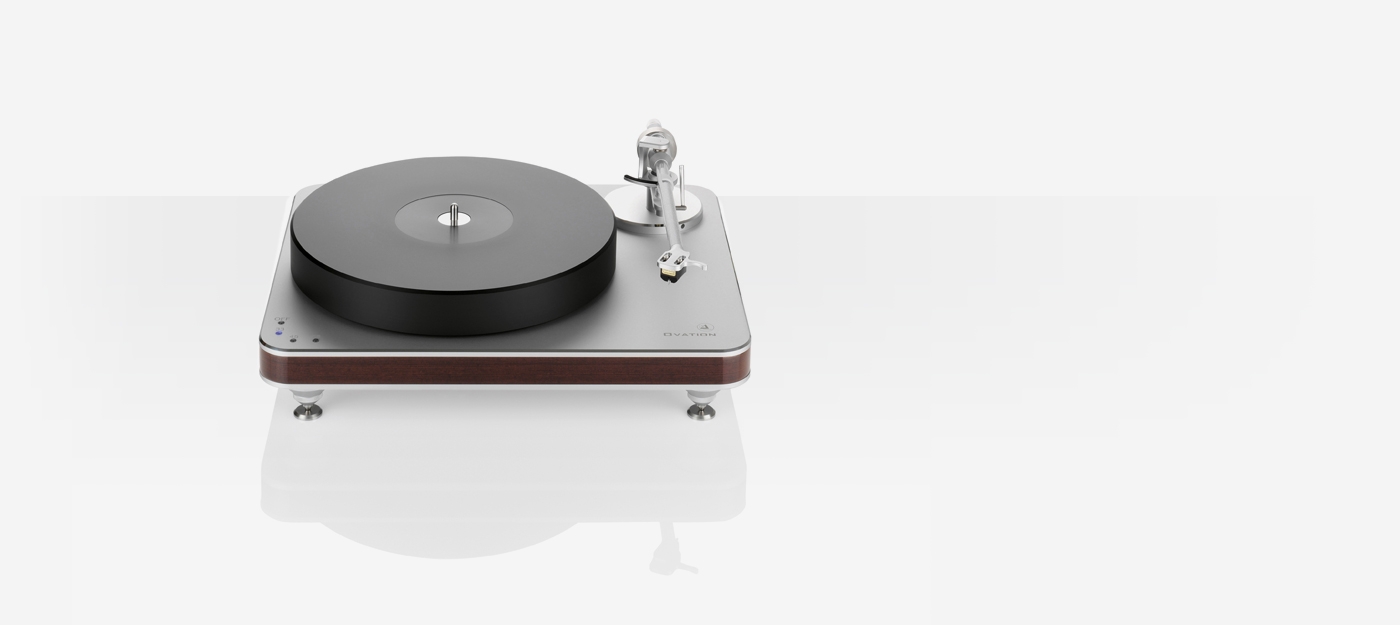 Clearaudio PERFORMANCE DC Wood + CLARIFY carbon D/Wire+ maestro v2