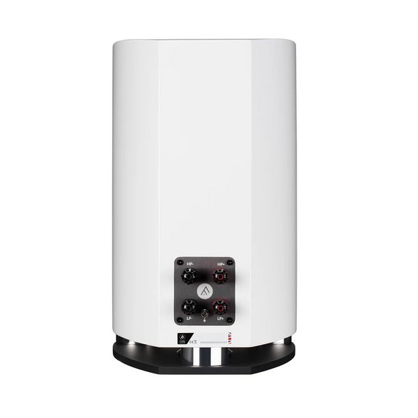 H νέα σειρά ηχείων της Fyne Aydio κατασκευασμένη στο Ηνωμένο Βασίλειο. 