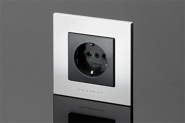 GigaWatt G-044 WALL SOCKET