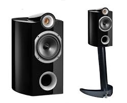 Triangle Theta Signature Black