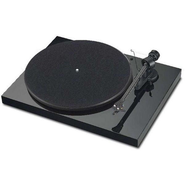 Pro-Ject Audio Debut Carbon (DC) with Ortofon OM10E-BLACK HEAVEN AUDIO