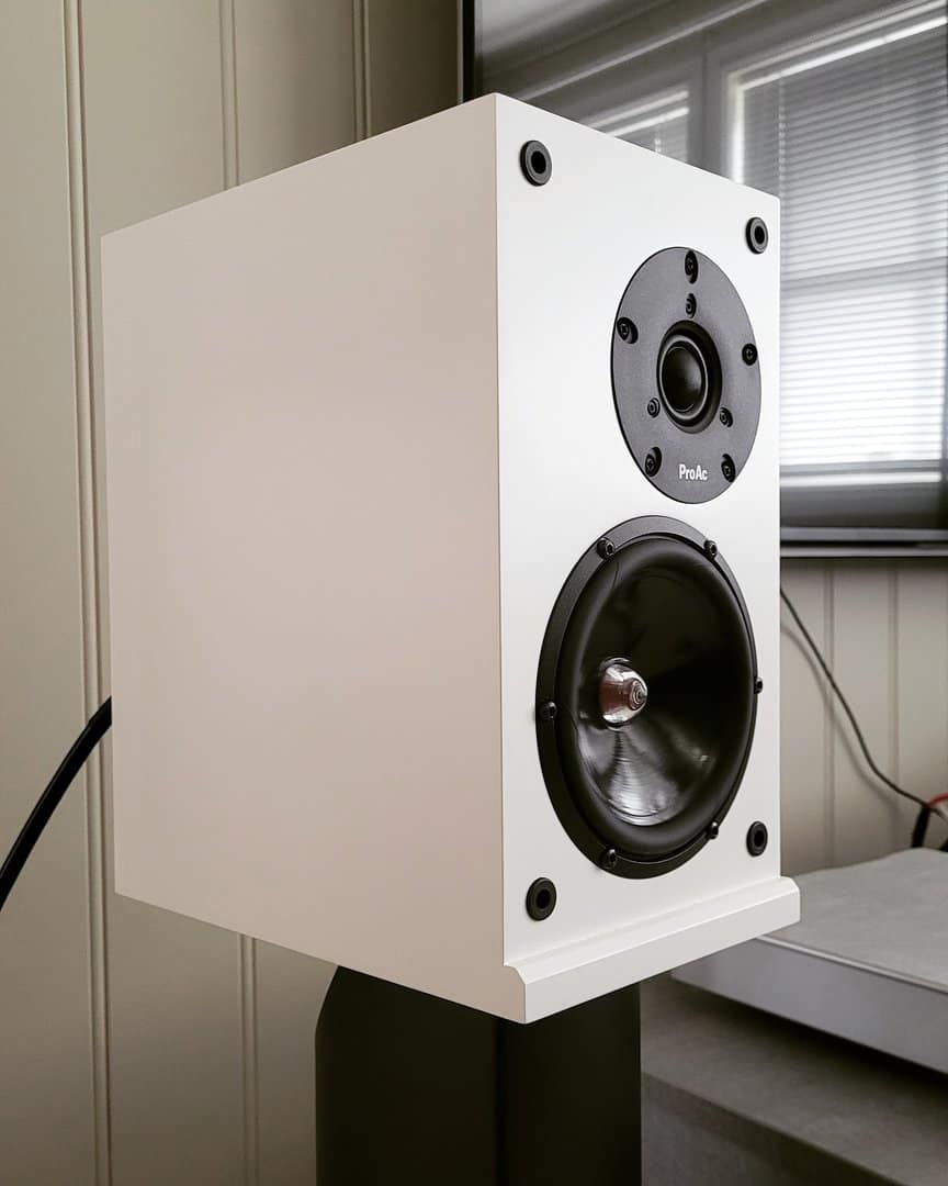 PROAC RESPONSE DB ONE -silk white